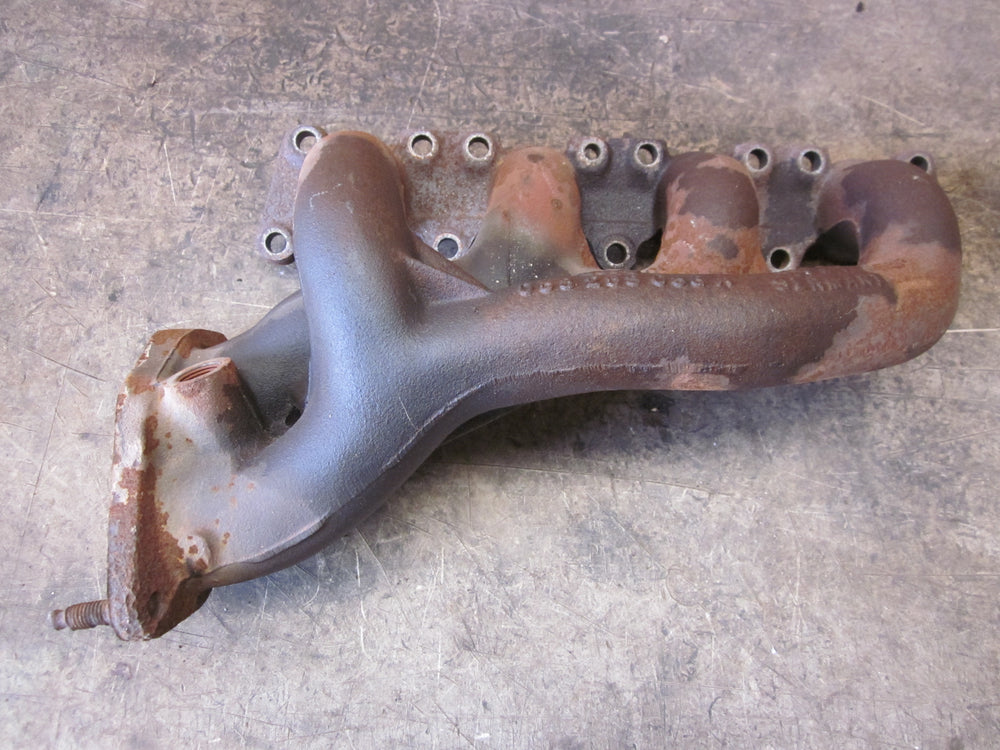 Audi A4 Manifold Ud Med OEM Nr. 058258033A Fra Audi Ophugger