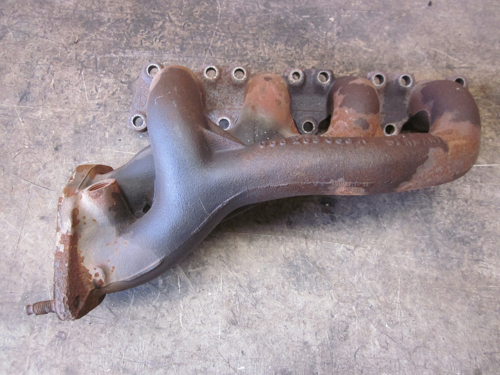 Audi A4 Manifold Ud Med OEM Nr. 058258033A Fra Audi Ophugger