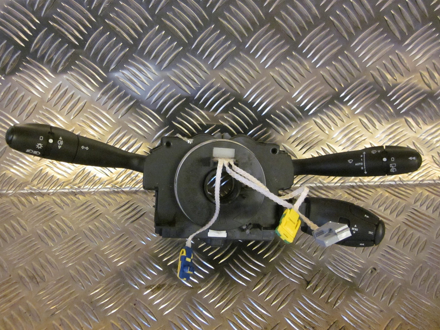 Citroen Xsara Kontakt Combi Med OEM Nr. 96533598XT Fra Citroen Ophugger