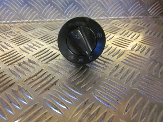 VW Golf 4 1J Kontakt Lys Med OEM Nr. 1C0941531 Fra VW Ophugger