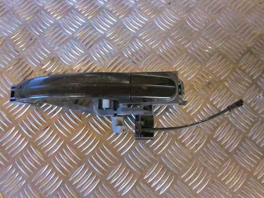 Ford Focus Håndtag Udvendig Med OEM Nr. Ophugger Fra Ford Ophugger