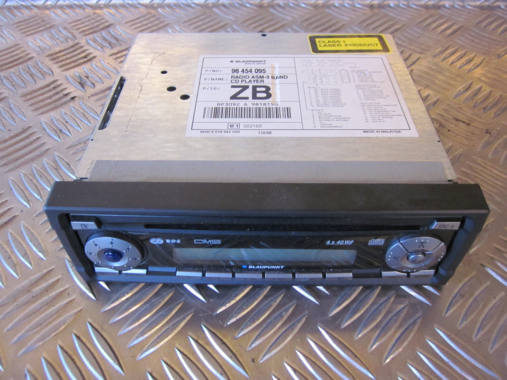 Chevrolet Nubira Radio M/Cd Med OEM Nr. 96454095 Fra Chevrolet Ophugger