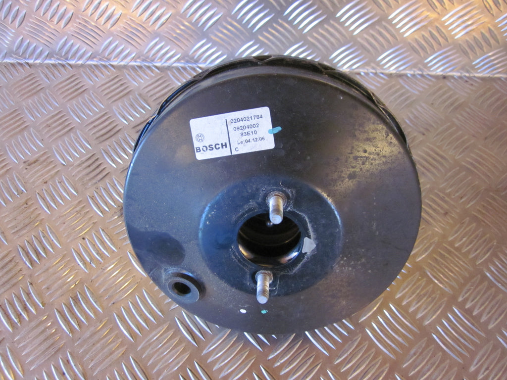 Opel Agila A Bremseforstærker Med OEM Nr. 09204002 Fra Opel Ophugger