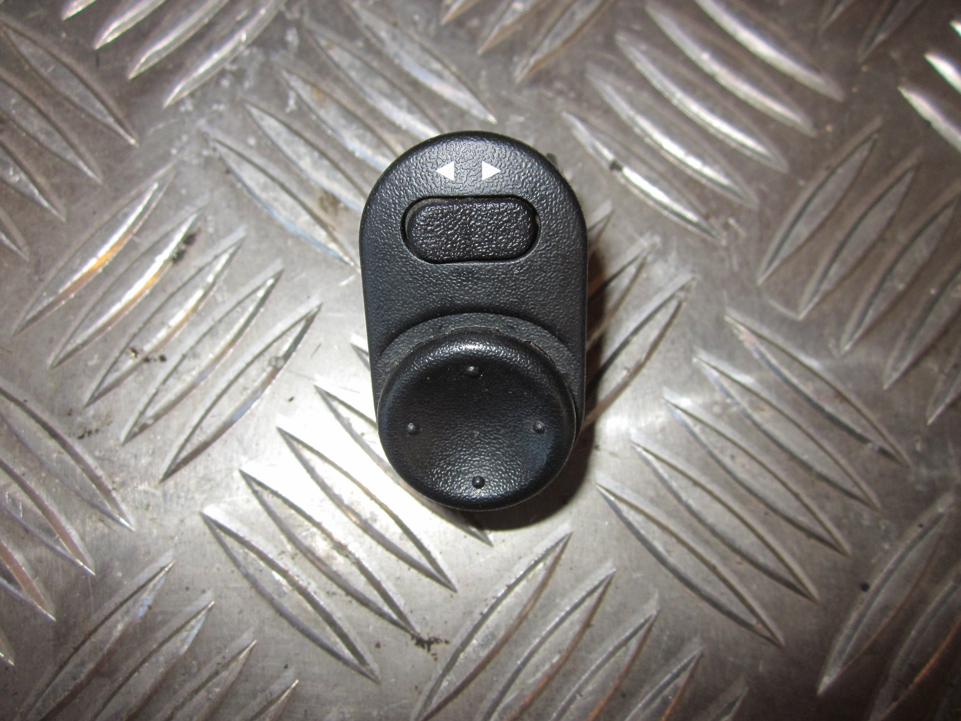 Opel Agila A Kontakt Sidespejl Med OEM Nr. Ophugger Fra Opel Ophugger