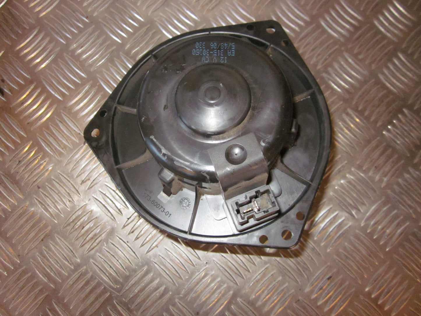 Opel Agila A Varmeblæser Med OEM Nr. Ophugger Fra Opel Ophugger