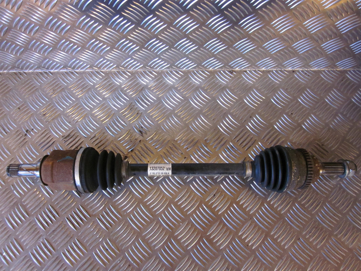 Opel Agila A Trækaksel For V Med OEM Nr. Ophugger Fra Opel Ophugger