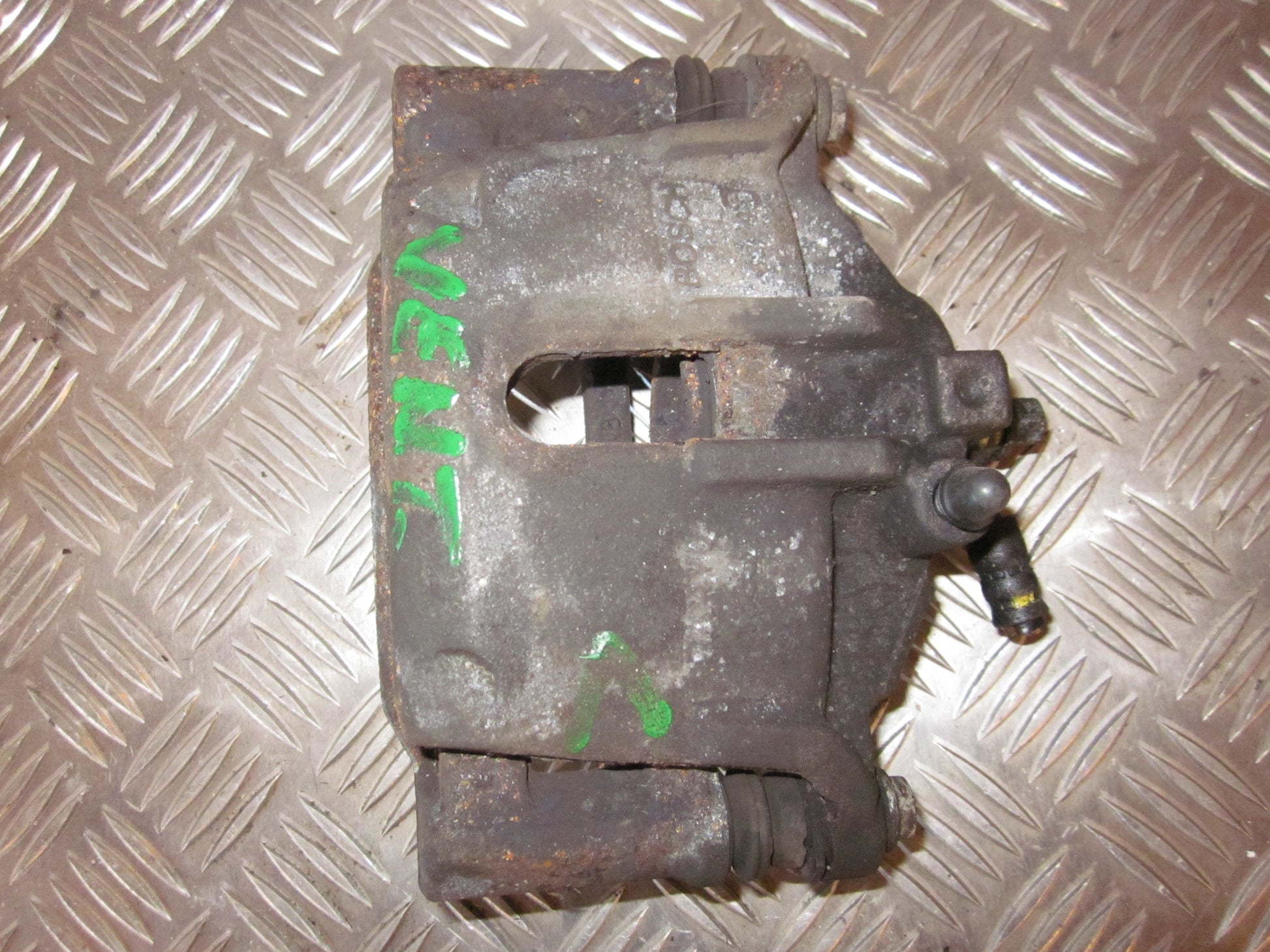 Opel Agila A Bremsekaliber VF Med OEM Nr. Ophugger Fra Opel Ophugger