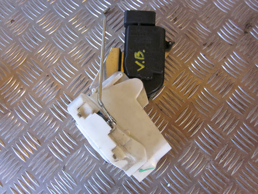 Opel Agila A Dørlås Med OEM Nr. Ophugger Fra Opel Ophugger