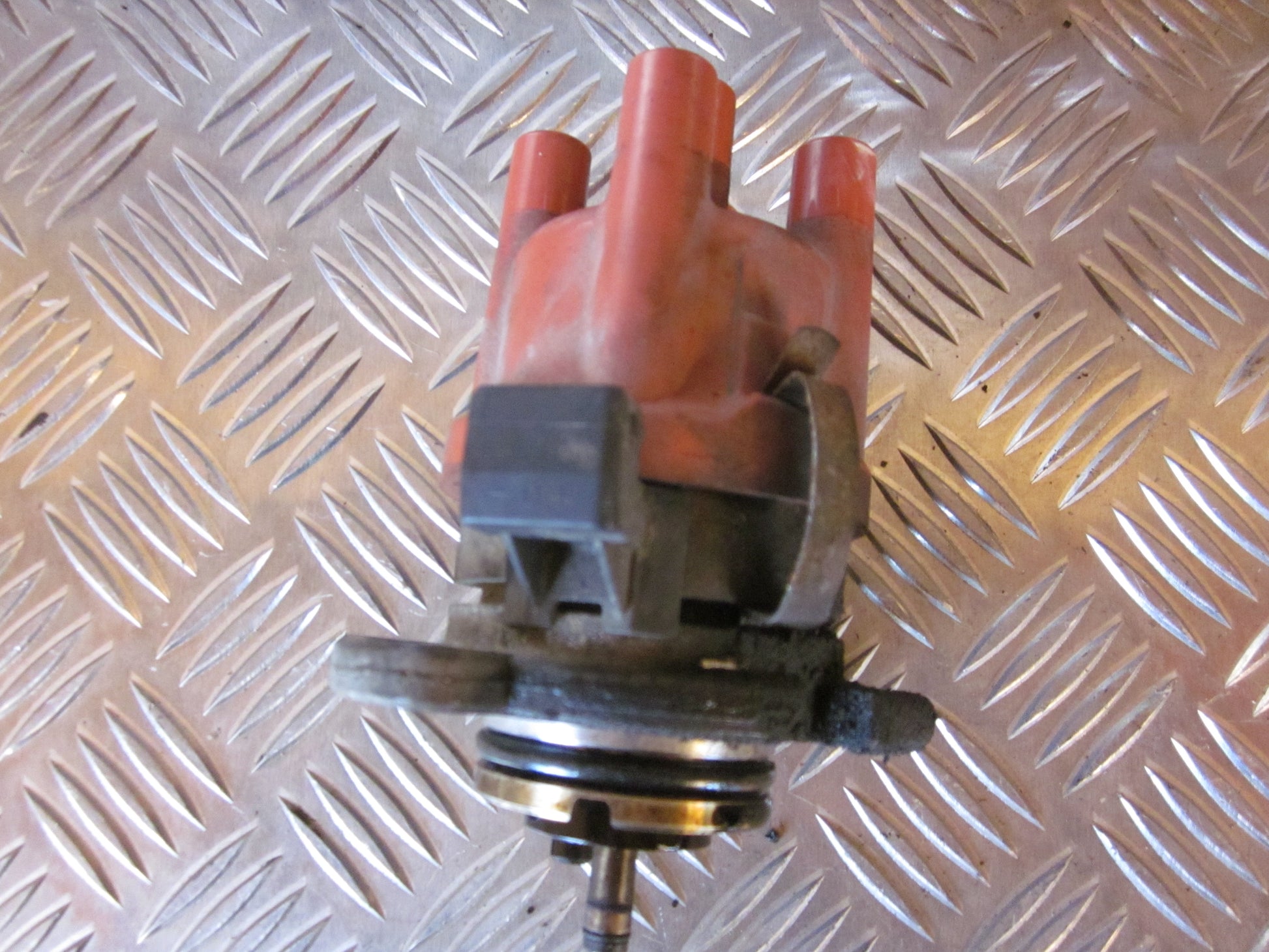 VW Golf 3 1H Strømfordeler El Med OEM Nr. 0237521050 Fra VW Ophugger