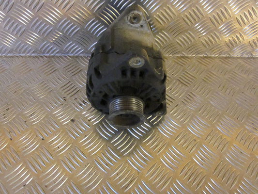 Mazda 121 ZQ Generator Med OEM Nr. 0123310023 Fra Mazda Ophugger