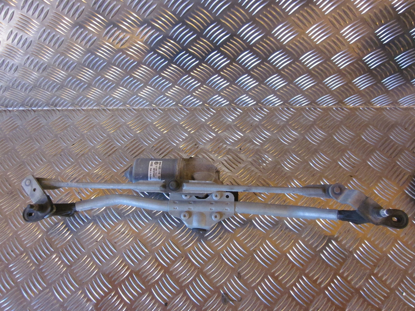 Skoda Fabia Viskermotor Med OEM Nr. 5J51955113A Fra Skoda Ophugger