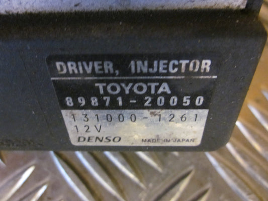 Toyota Corolla E12 Motorstyring - Motorstyreboks - Injection Elboks Med OEM Nr. Ophugger Fra Toyota Ophugger