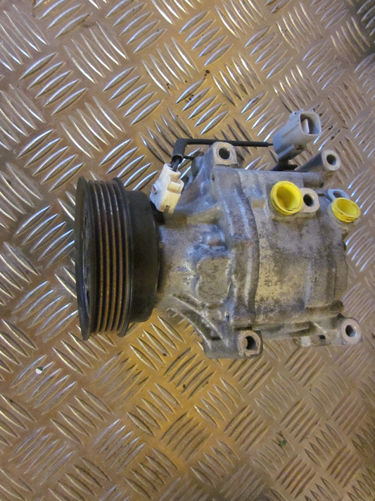 Toyota Corolla E12 Aircondition Pumpe Med OEM Nr. 4472206362 Fra Toyota Ophugger
