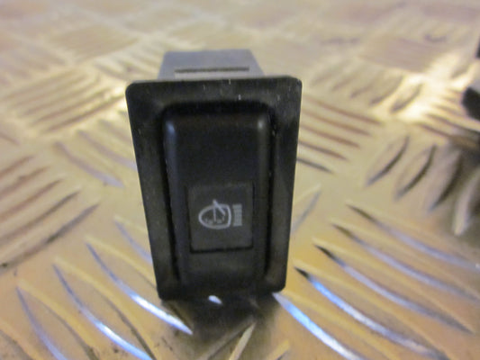 Toyota Corolla E12 Kontakt Visker Med OEM Nr. Ophugger Fra Toyota Ophugger