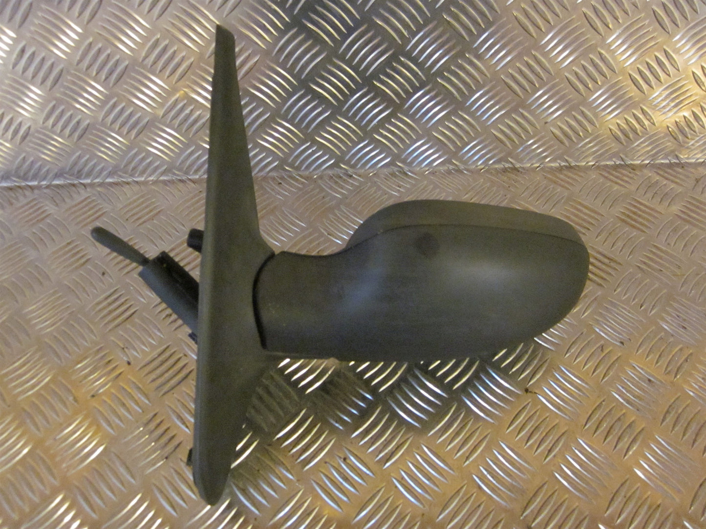 Renault Clio 2 Sidespejl Med OEM Nr. Ophugger Fra Renault Ophugger