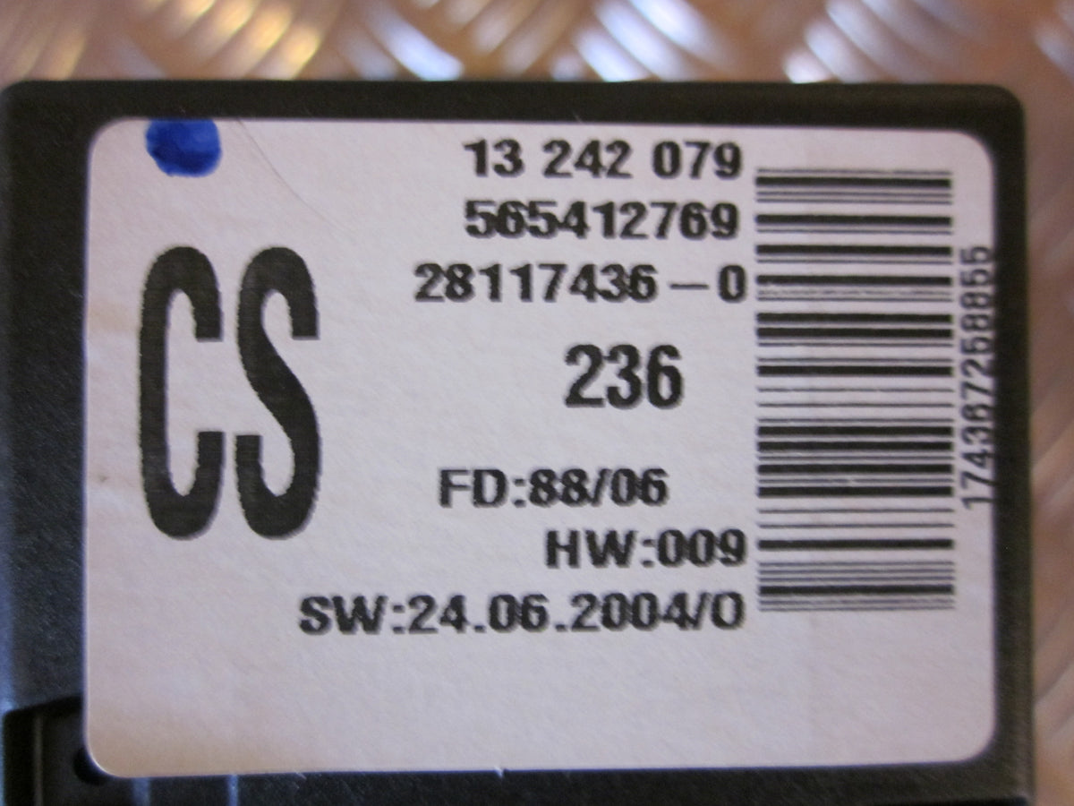 Opel Corsa C Ur Med OEM Nr. 13242079 Fra Opel Ophugger