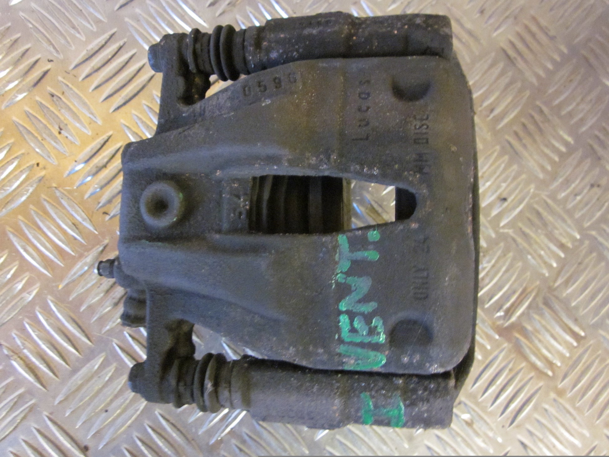 Opel Corsa C Bremsekaliber HF Med OEM Nr. Ophugger Fra Opel Ophugger