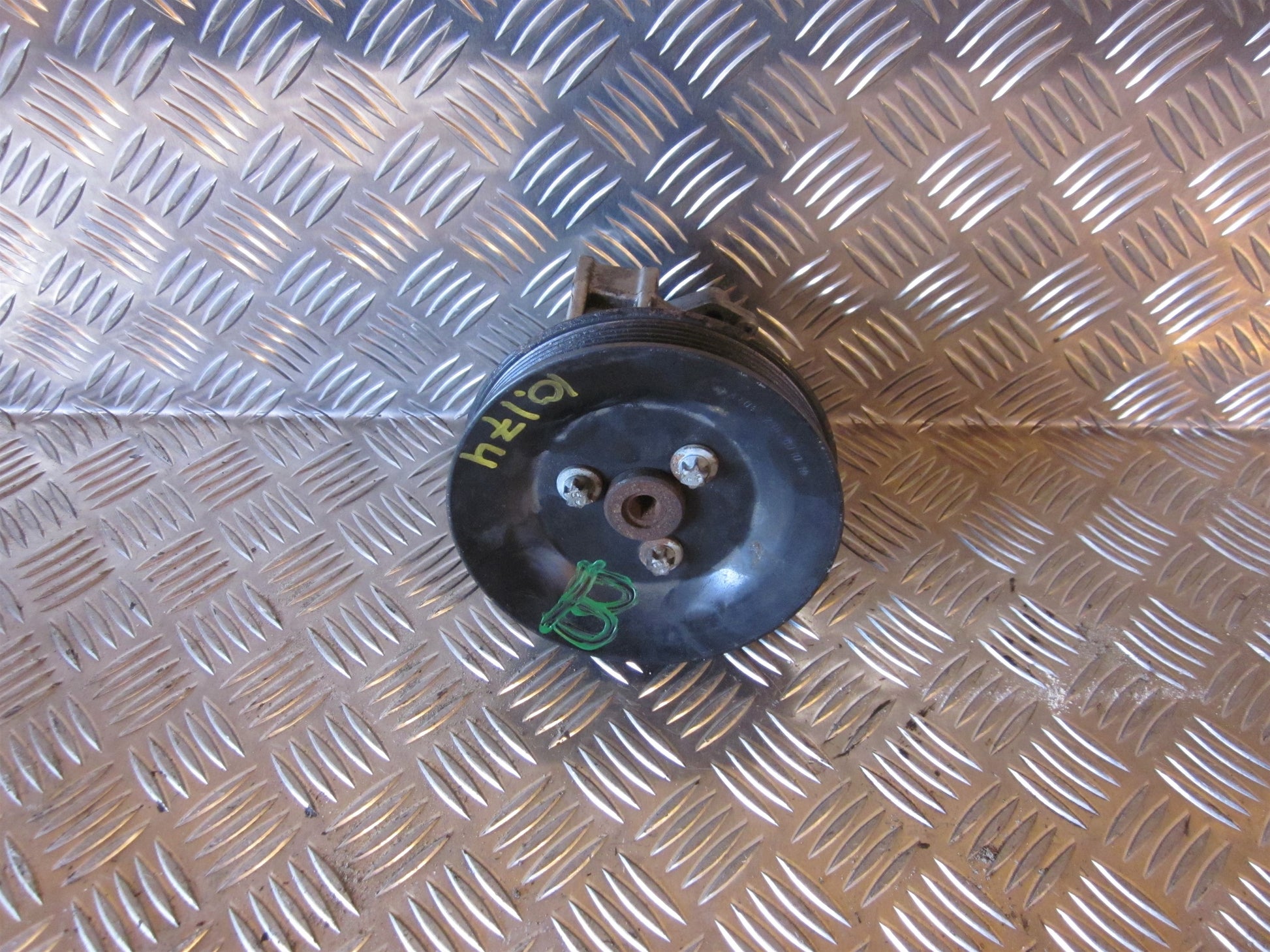 Mercedes VITO W638 Servopumpe Med OEM Nr. Ophugger Fra Mercedes Ophugger