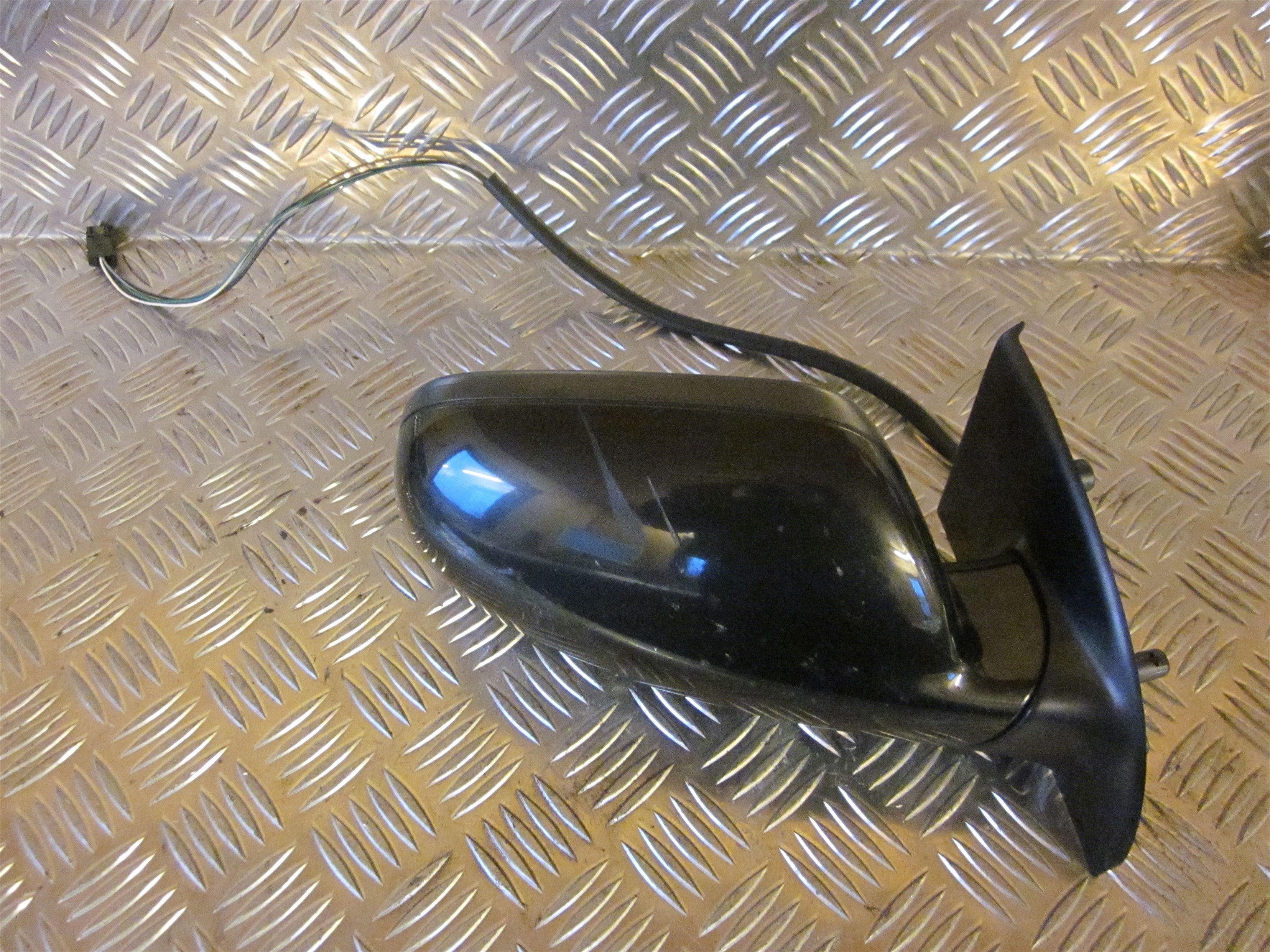 Peugeot 307 Sidespejl Med OEM Nr. 8149AX Fra Peugeot Ophugger