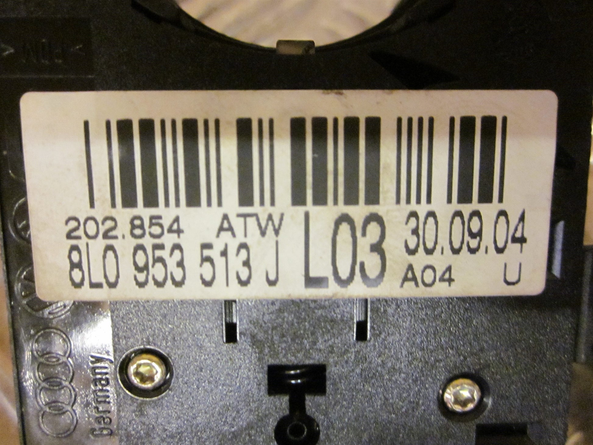 Skoda Fabia Kontakt Blink Med OEM Nr. 8L0953513J Fra Skoda Ophugger