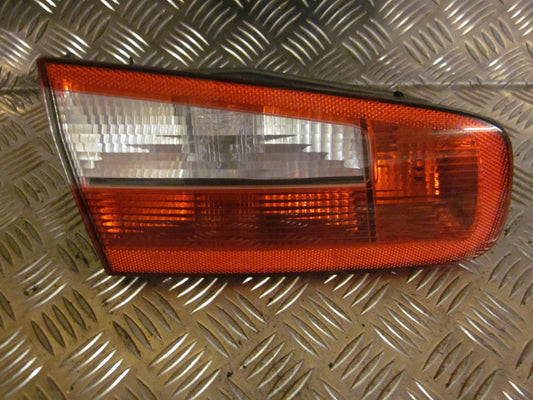 Renault Laguna 2 Baglygte Med OEM Nr. Ophugger Fra Renault Ophugger