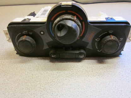 Renault Megane 2 Varmeregulering Med OEM Nr. Ophugger Fra Renault Ophugger