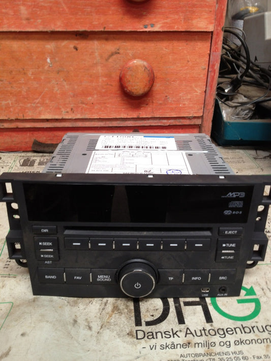 Chevrolet Aveo Radio M/Cd Med OEM Nr. Ophugger Fra Chevrolet Ophugger