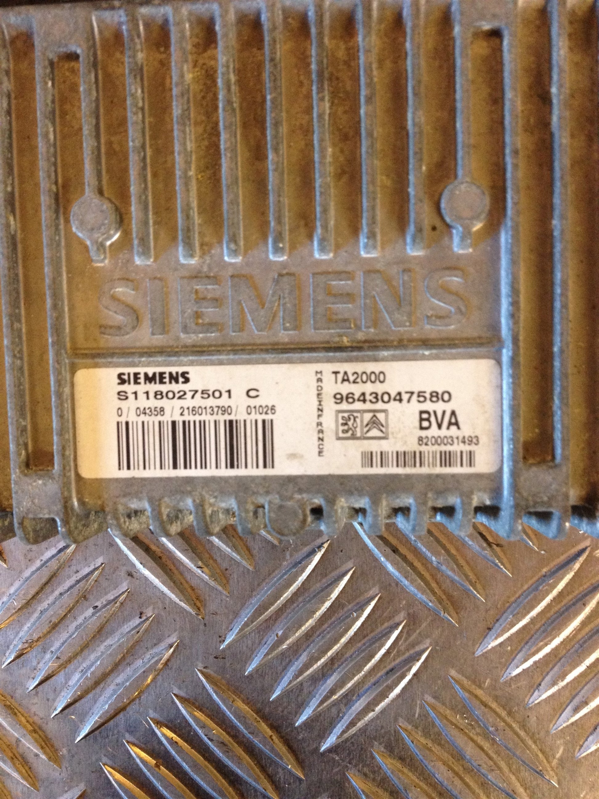 Peugeot 806 Automatgear Elboks Med OEM Nr. Ophugger Fra Peugeot Ophugger