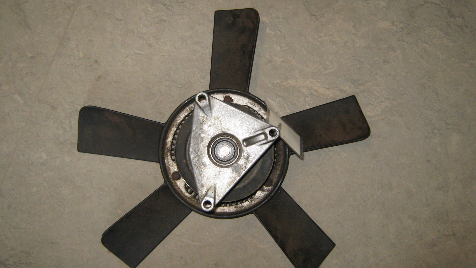 Opel Frontera A Ventilatorvinge Auto Med OEM Nr. Ophugger Fra Opel Ophugger