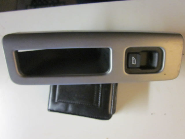 Volvo S40/V50 Kontakt Rudehejs Med OEM Nr. Ophugger Fra Volvo Ophugger