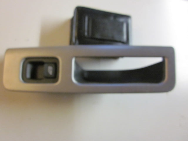 Volvo S40/V50 Kontakt Rudehejs Med OEM Nr. Ophugger Fra Volvo Ophugger