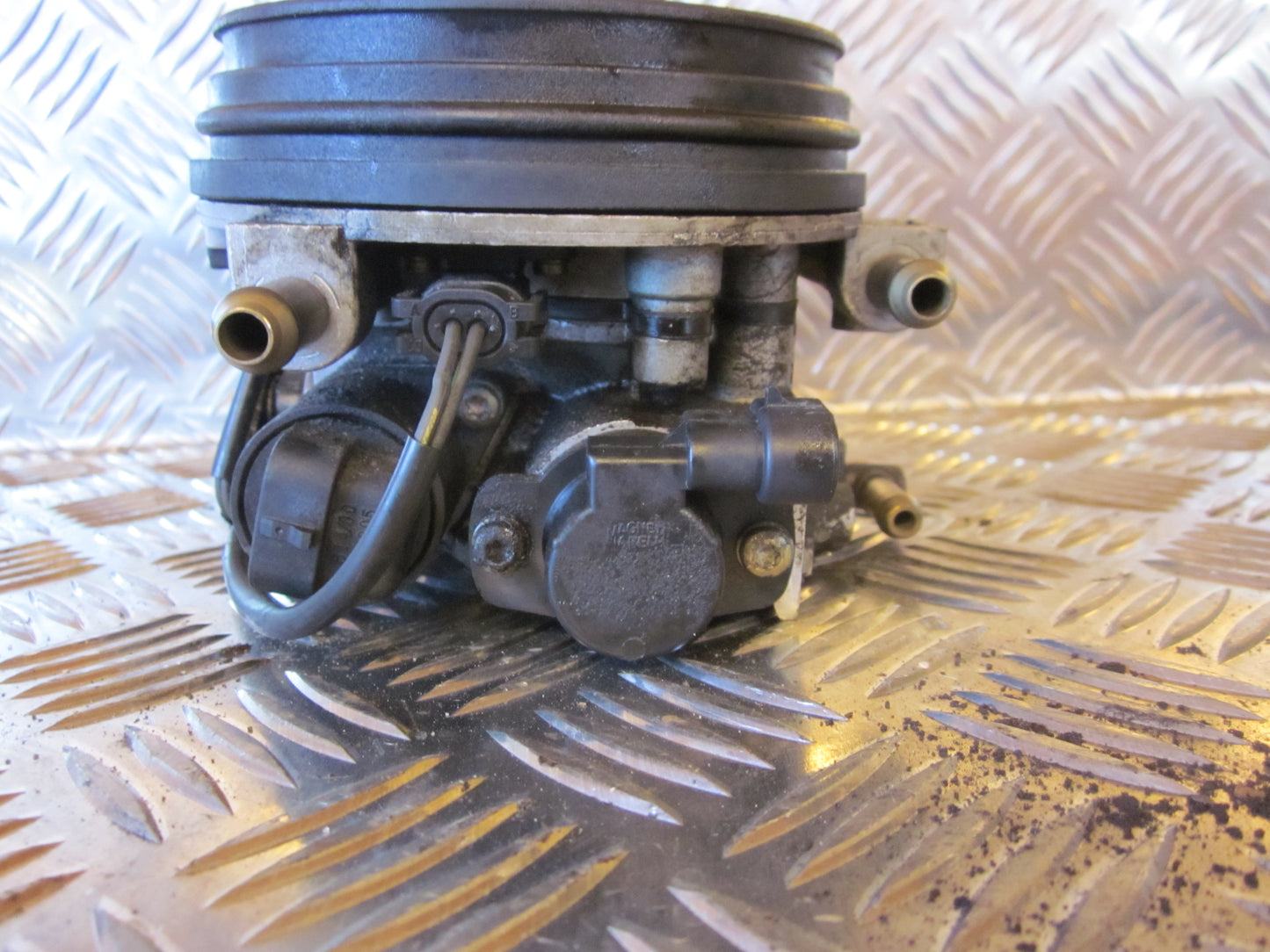 Peugeot 306 Indspr. Monopoint Med OEM Nr. Ophugger Fra Peugeot Ophugger