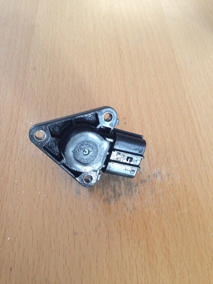 Mazda Premacy Egr Ventil Med OEM Nr. Ophugger Fra Mazda Ophugger