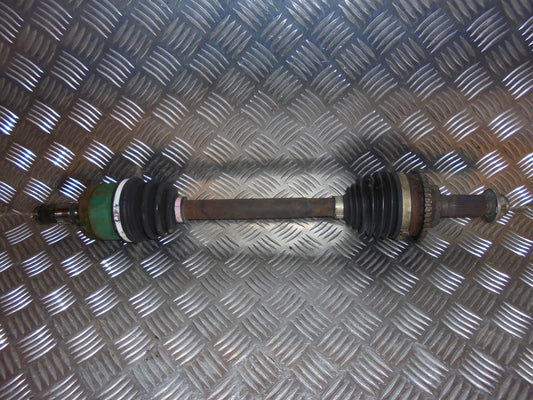 Mazda 626 GF/GW Trækaksel For V Med OEM Nr. Ophugger Fra Mazda Ophugger