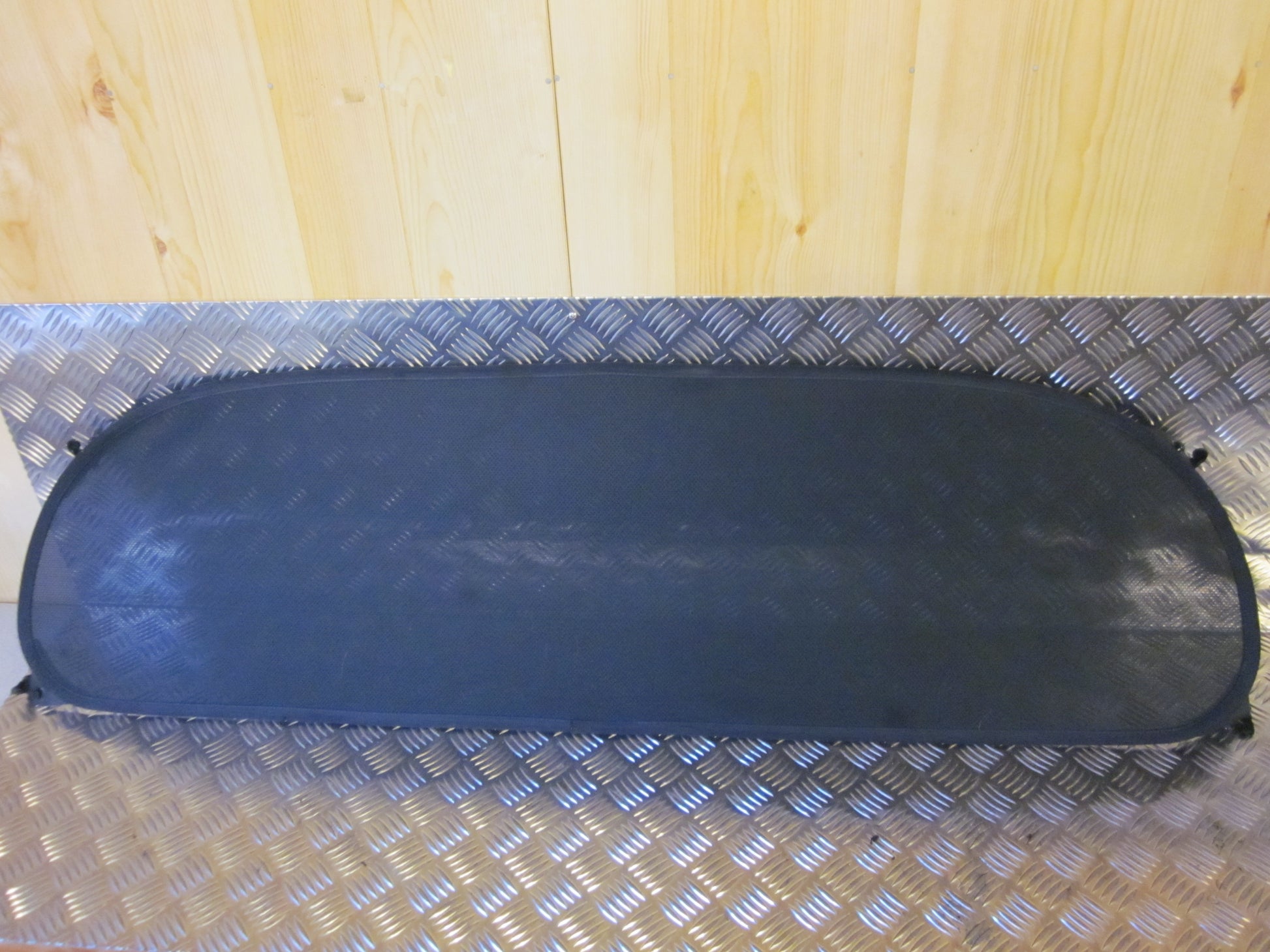 Opel Agila A Hundegitter/Bagagenet Med OEM Nr. Ophugger Fra Opel Ophugger