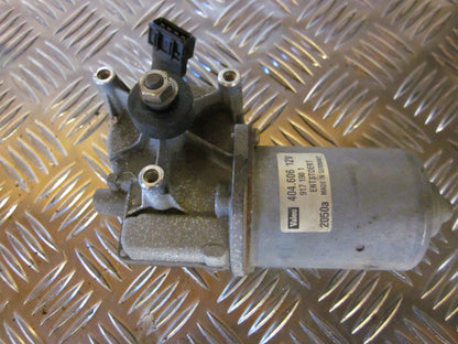 Volvo 80 Serie Viskermotor Med OEM Nr. Ophugger Fra Volvo Ophugger