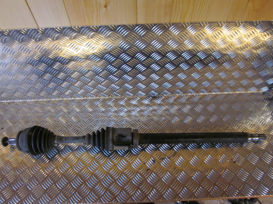 Volvo 80 Serie Trækaksel For H Med OEM Nr. 8251508 Fra Volvo Ophugger