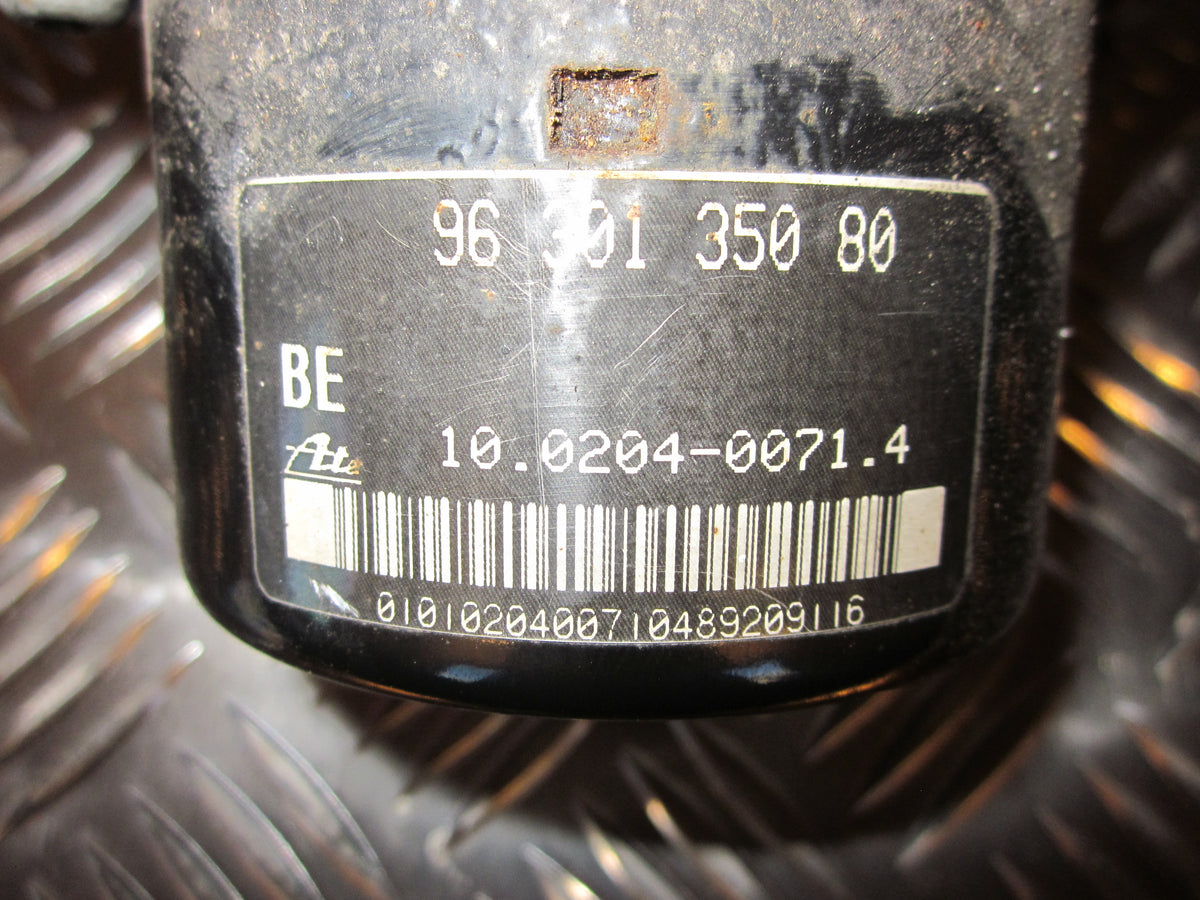 Peugeot 206 ABS Pumpe Med OEM Nr. 454143 Fra Peugeot Ophugger