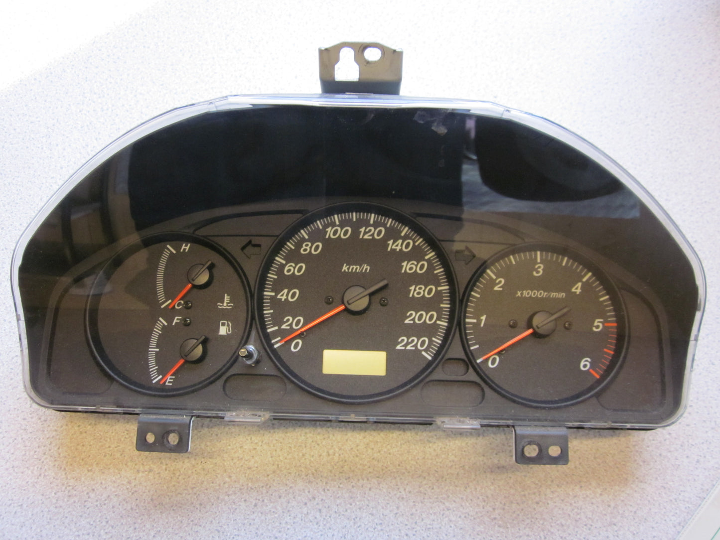 Mazda Premacy Speedometer - Instrument Med OEM Nr. Ophugger Fra Mazda Ophugger
