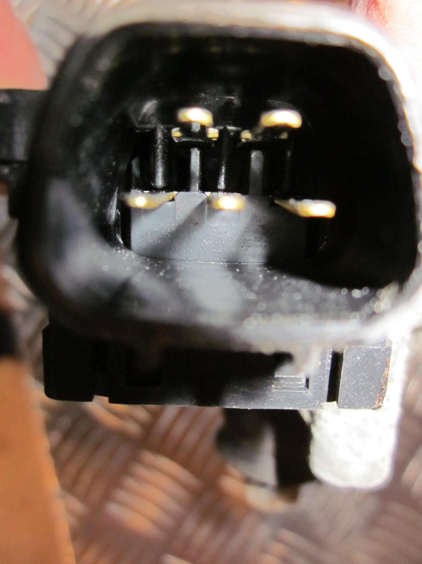 Mazda Premacy Viskermotor Med OEM Nr. Ophugger Fra Mazda Ophugger