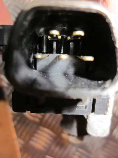 Mazda Premacy Viskermotor Med OEM Nr. Ophugger Fra Mazda Ophugger