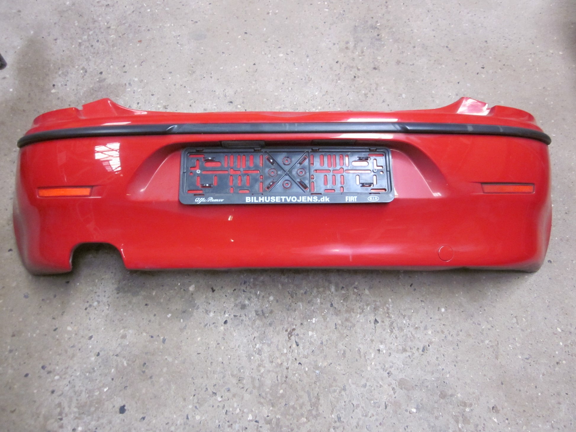 Alfa Romeo 147 Bagkofanger Med OEM Nr. 71777575 Fra Alfa Romeo Ophugger
