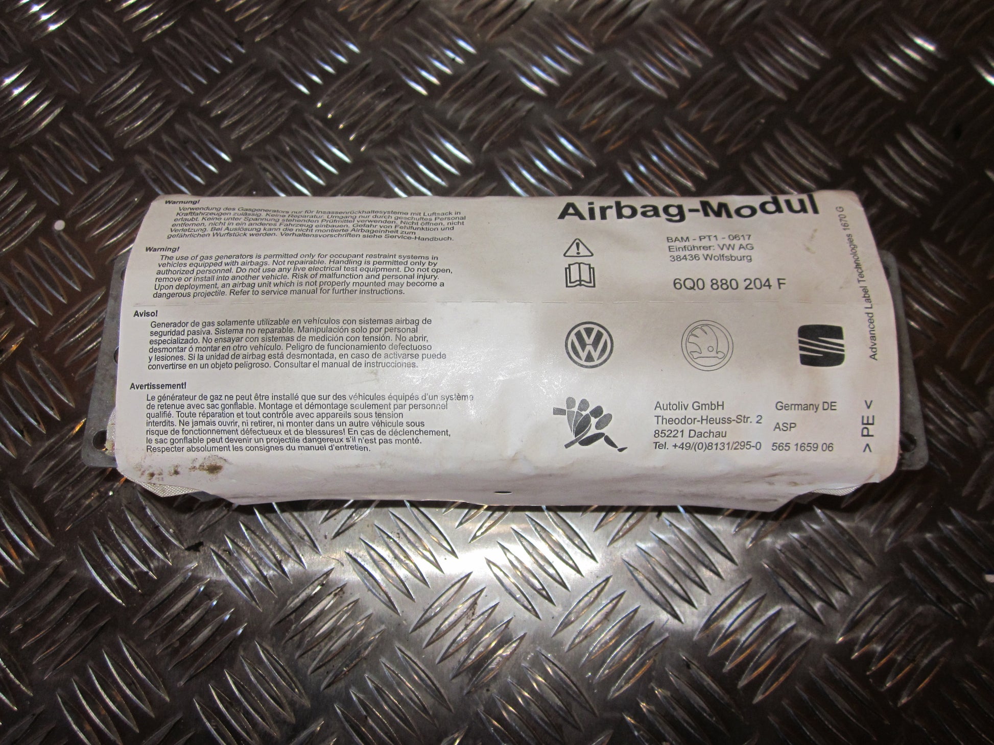 Skoda Fabia Airbag  Med OEM Nr. 6Q0880204F Fra Skoda Ophugger