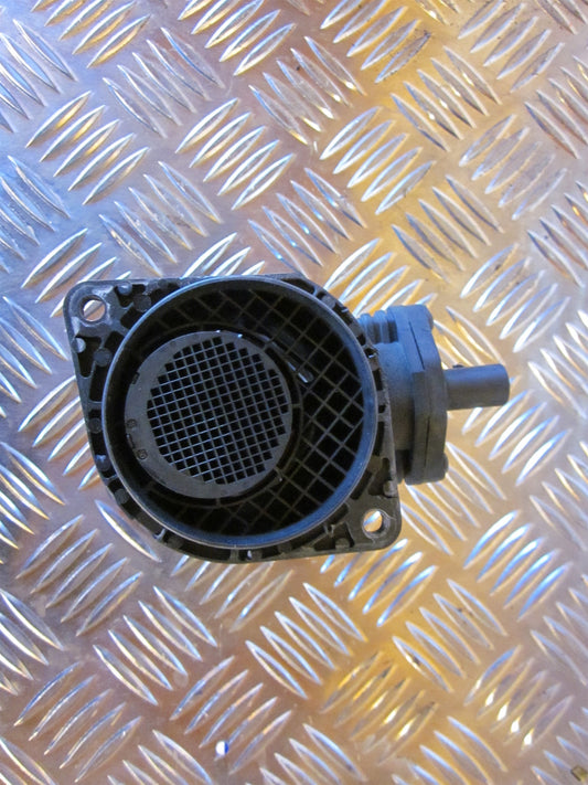 Skoda Fabia Luftmængdemåler Med OEM Nr. 038906461B Fra Skoda Ophugger