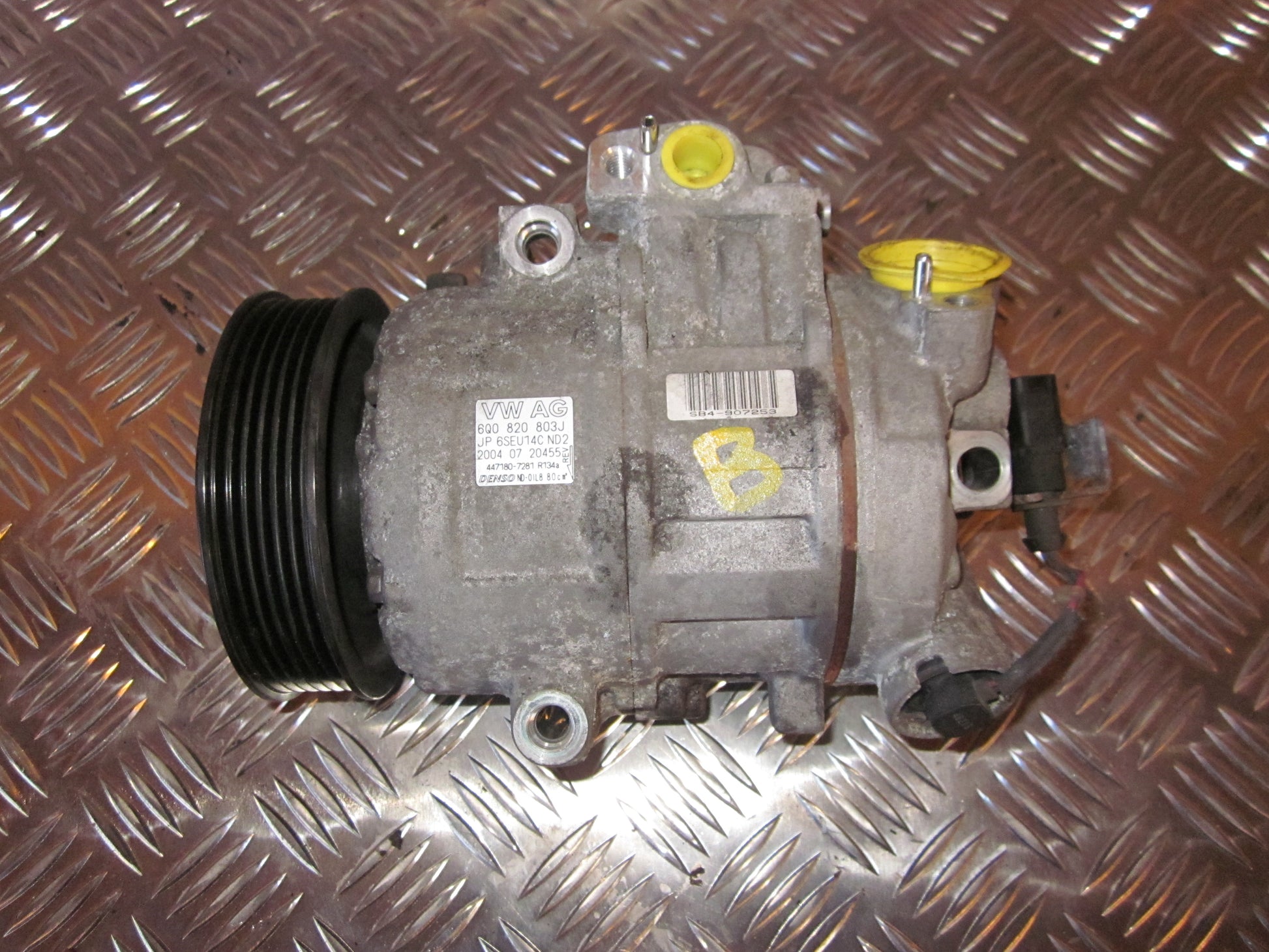 Skoda Fabia Aircondition Pumpe Med OEM Nr. 6Q0820803J Fra Skoda Ophugger