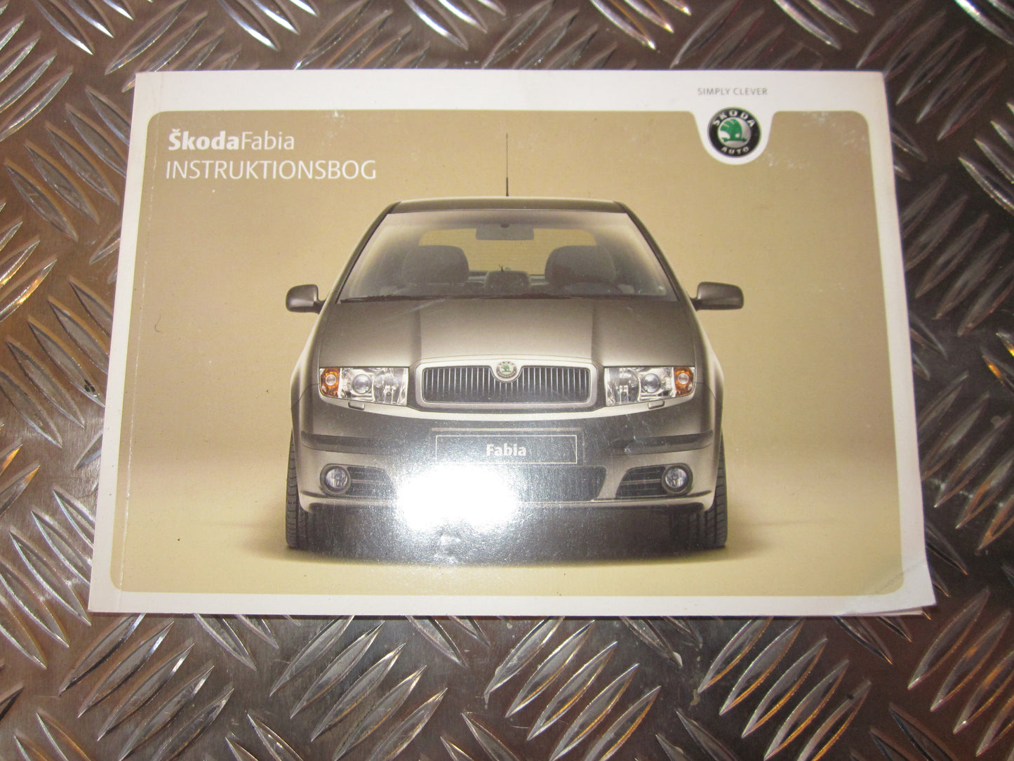 Skoda Fabia Instruktionsbog Med OEM Nr. DANSK Fra Skoda Ophugger