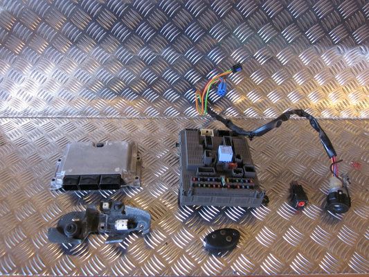 Citroen C5 Motorstyring - Motorstyreboks - Injection Elboks Med OEM Nr. Ophugger Fra Citroen Ophugger