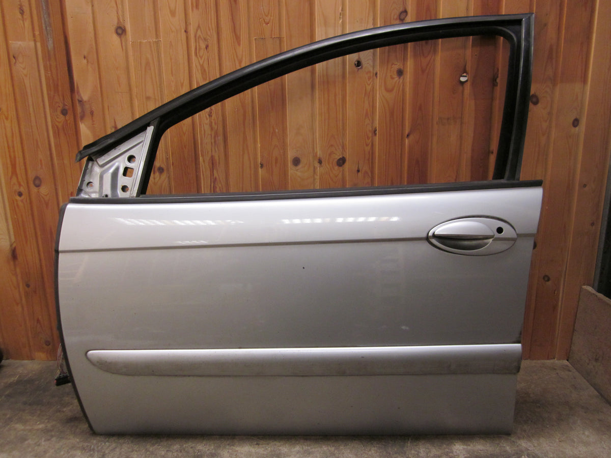 Citroen C5 Fordør V Med OEM Nr. 9002P1 Fra Citroen Ophugger