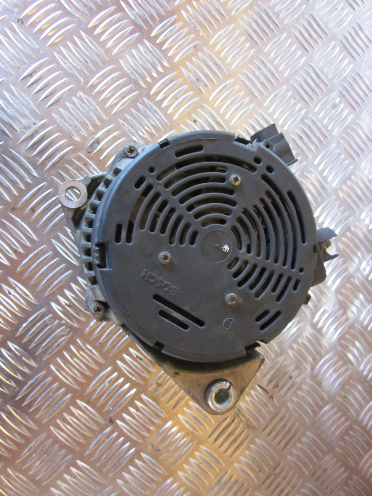 Ford Mondeo 2 Generator Med OEM Nr. 0123212001 Fra Ford Ophugger