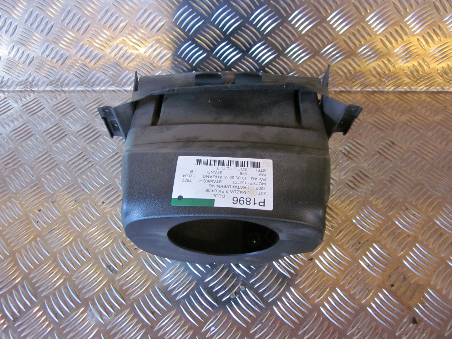 Mazda 3 BK Ratafdækning Med OEM Nr. Ophugger Fra Mazda Ophugger